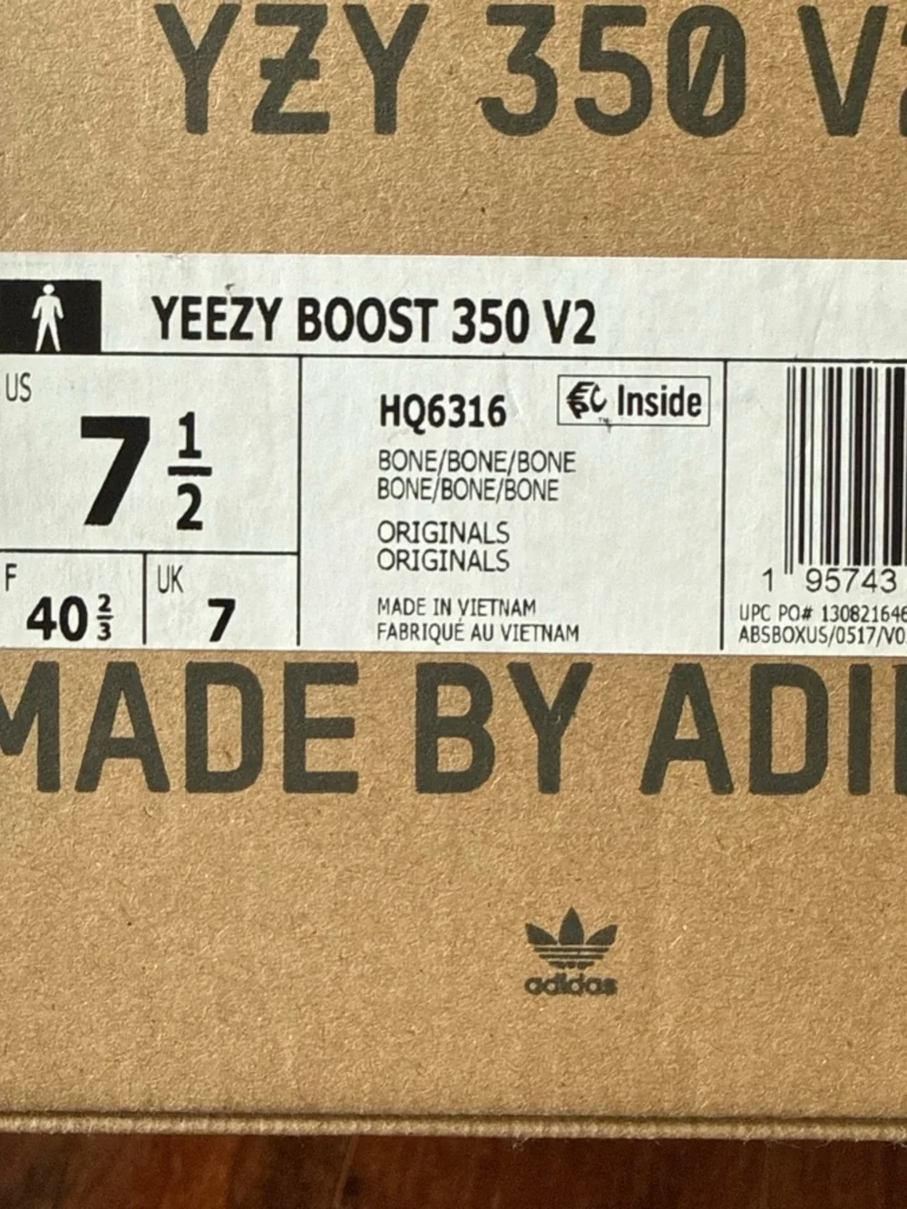 Yeezy Boost 350 V2 Men’s Sneakers - Cream White